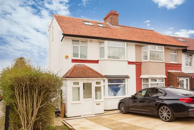 Dale Avenue, Edgware, HA8, photo 1