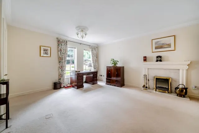 Photo 3 — Shenstone Park, London Road SL5