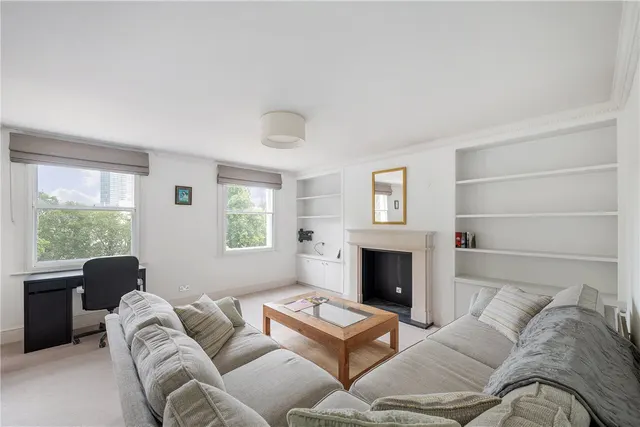 Photo 3 — Ashgrove House, 28 Lindsay Square, Pimlico, London, SW1V
