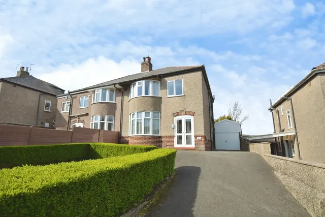 Macclesfield Old Road, Buxton, Derbyshire, SK17, photo 1