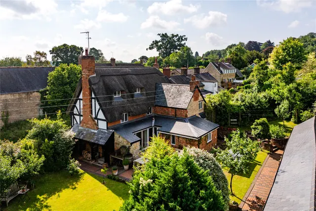 Main Street, Shalstone, MK18, photo 2