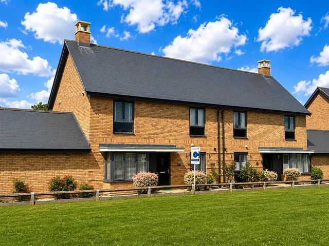 Hariana Close, Whitehouse, photo 2