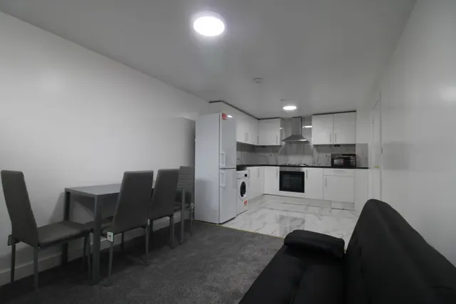 Castle Boulevard, NG7, photo 2