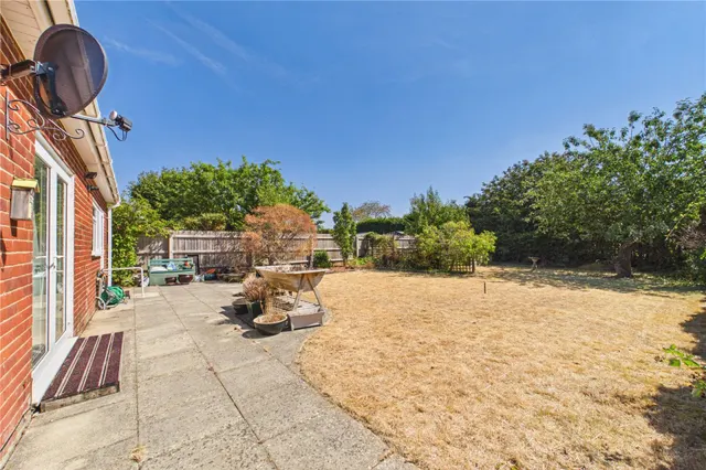 Church Road, Pamber Heath, RG26, photo 3