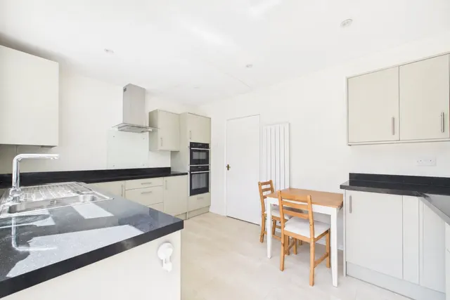 Church Road, Pamber Heath, RG26, photo 2