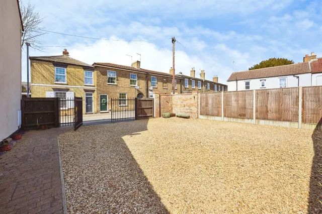St. Marys Street, Whittlesey, PE7, photo 2