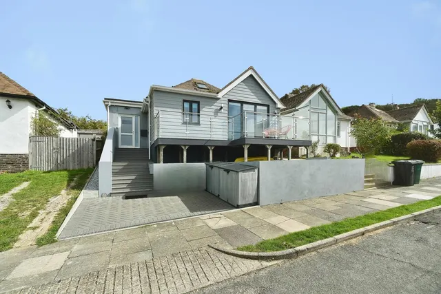 Arlington Gardens, Saltdean, BN2, photo 1