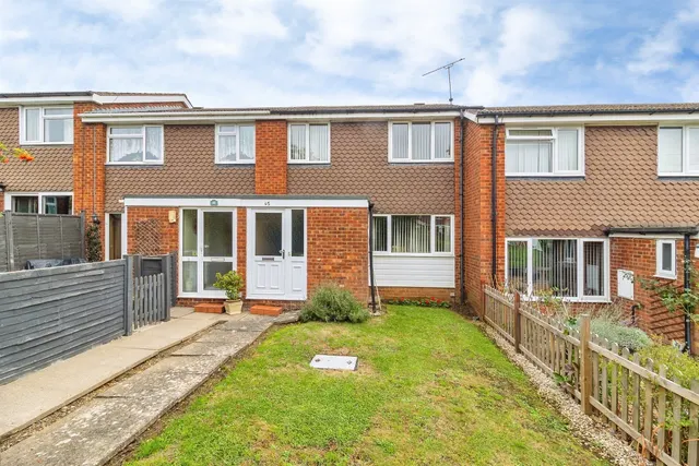 Grange Close, Leighton Buzzard, photo 1