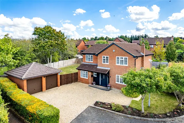 Dunster Court, Furzton, MK4, photo 1