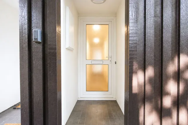 Clarendon Road, Wallington, photo 2