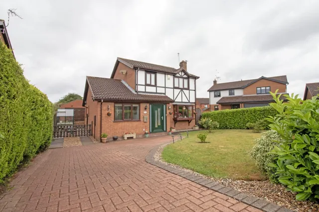 Priory Way, Lea, DN21, photo 1