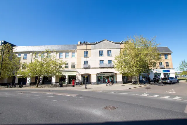 High Street, Great Cambourne, Cambridge, photo 1