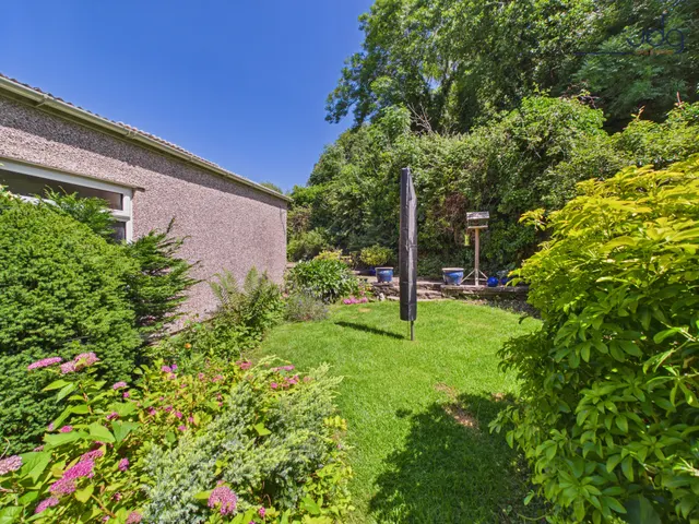 Whin Avenue, Bolton-le-Sands, LA5, photo 2