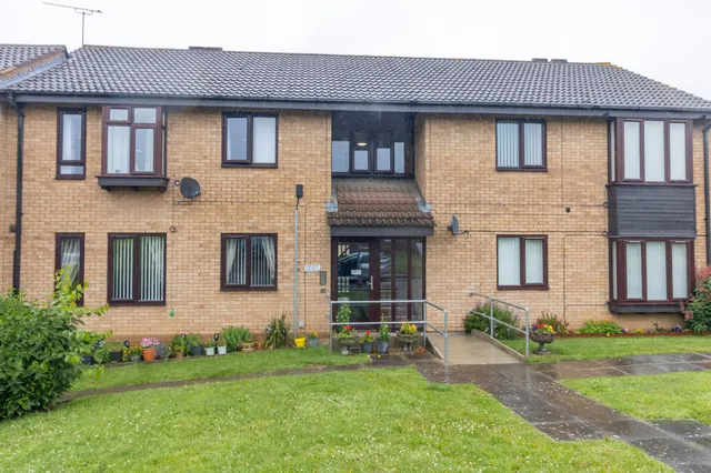 Fern Close, Thurnby, Leicester, Leicester, LE7 9QJ, photo 1