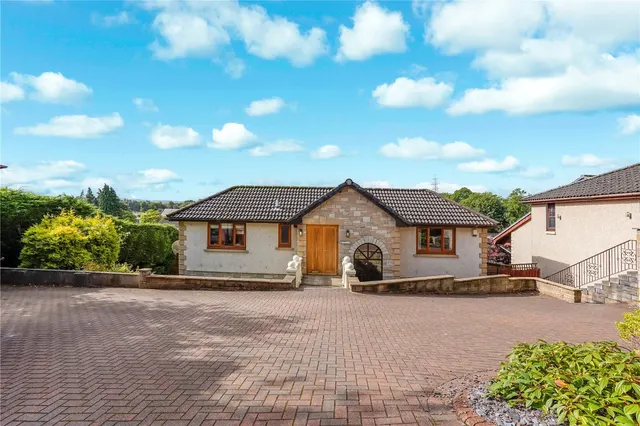 Falkirk Road, Larbert, Stirlingshire, FK5, photo 1