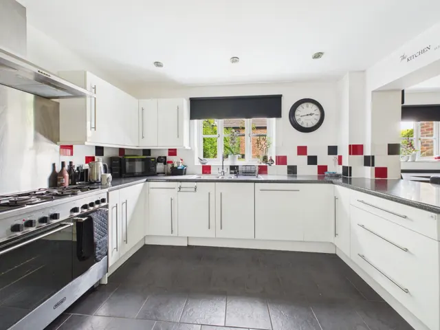 Lords Hill Close, Coleford, GL16, photo 3