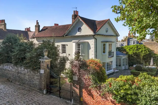 Crooms Hill, Greenwich, SE10, photo 1