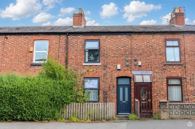 Royle Green Road, Manchester, photo 1