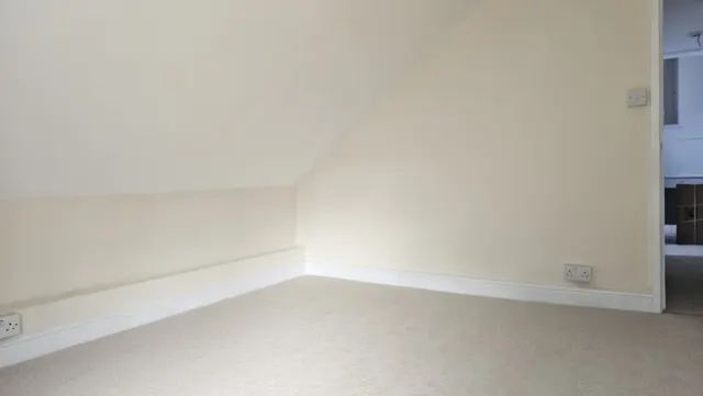Connaught Road, Roath, CF24, photo 3