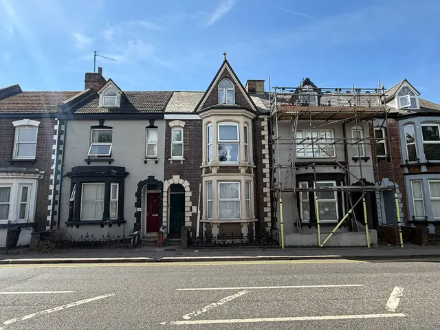 High Street, Aylesbury, HP20, photo 1