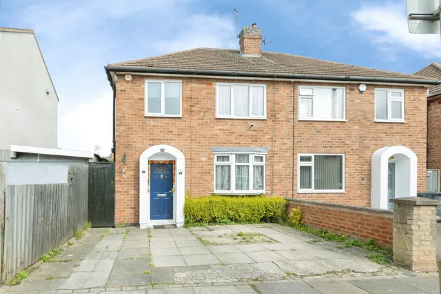 Duncan Road, LEICESTER, photo 1