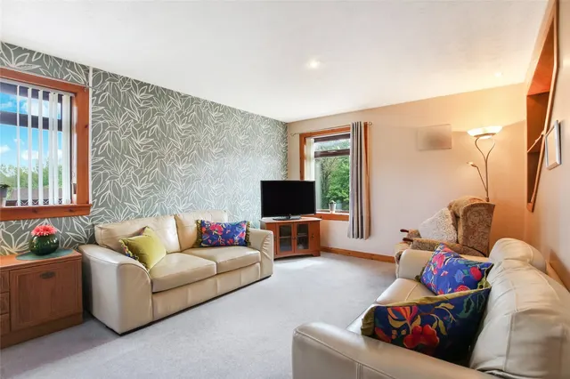 Photo 3 — Wyvis Place, Irvine, Ayrshire, KA11