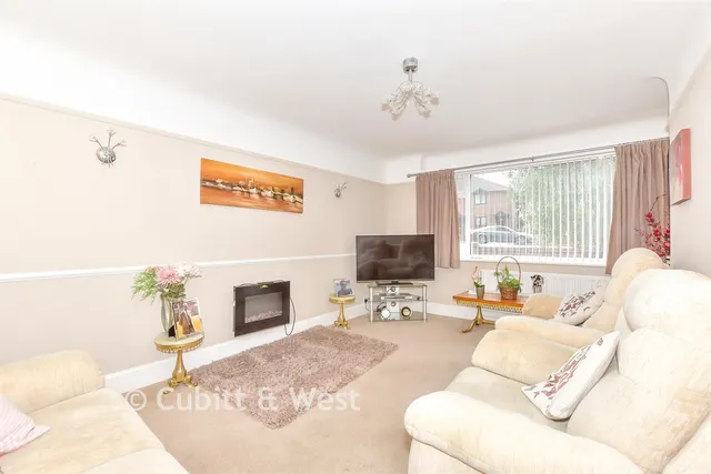 Catherington Lane, Waterlooville, PO8, photo 3