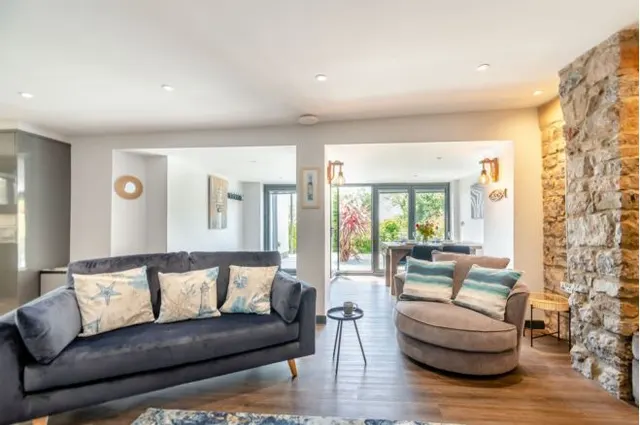 Narberth Road, Tenby, SA70, photo 1
