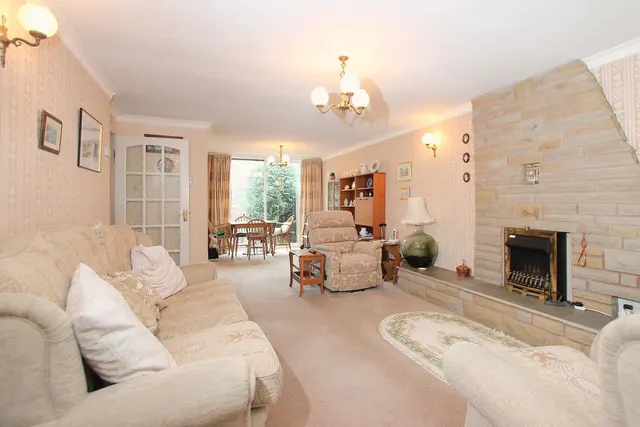 Photo 2 — Redhill Close, Oldswinford, Stourbridge
