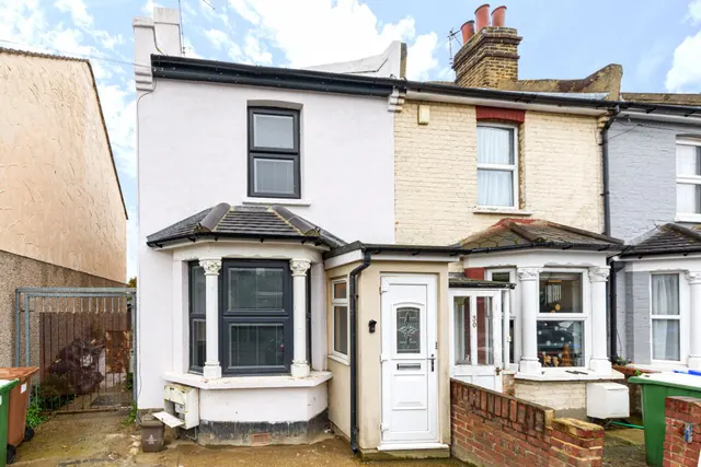 Orchard Road, Welling, photo 1