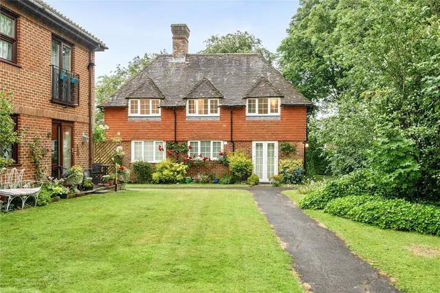 Delves Close, Ringmer, BN8, photo 1