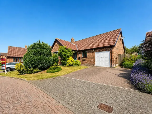 Meadow Dene East Ayton, Scarborough, YO13, photo 1