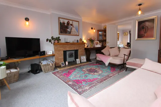 Photo 3 — Pochard Close, Kidderminster