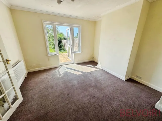 Photo 3 — Finedon Road, Wellingborough