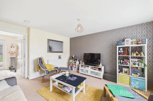 Photo 2 — Sheffield Road, Chesterfield, Derbyshire, S41