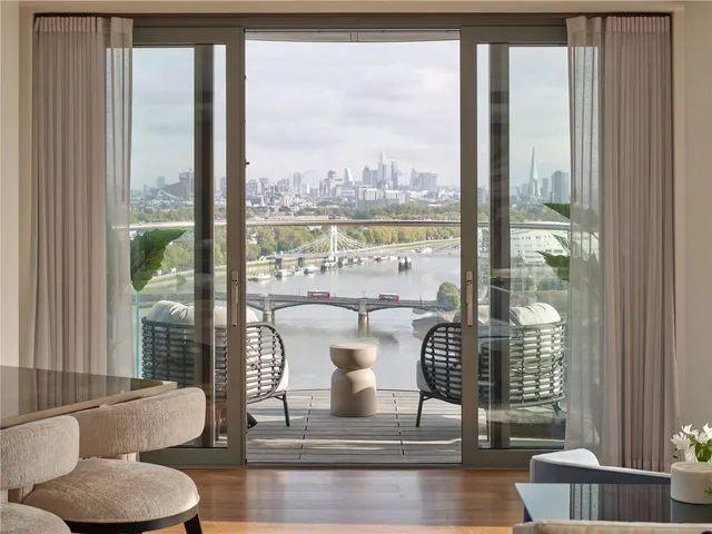 Chelsea Waterfront, Waterfront Drive, London, SW10 0BF, photo 1