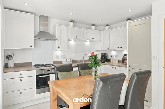 Cherry Drive, Tidbury Green, B90, photo 3