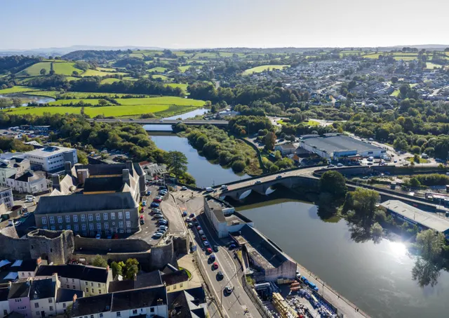Quay Street, Carmarthen, photo 2