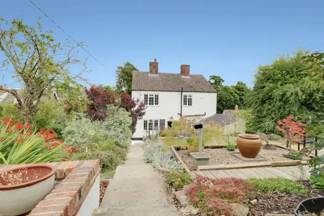 Colsterworth Road, Skillington, NG33, photo 1