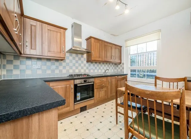 Avonmore Gardens, West Kensington, W14, photo 3