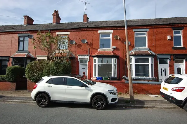 Cranbourne Road, Ashton-under-Lyne, OL7, photo 1