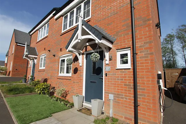 Stourminster Way, Kidderminster, photo 1