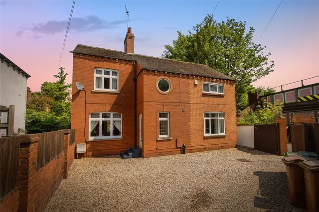 Thornes Lane, Wakefield, West Yorkshire, WF2, photo 1