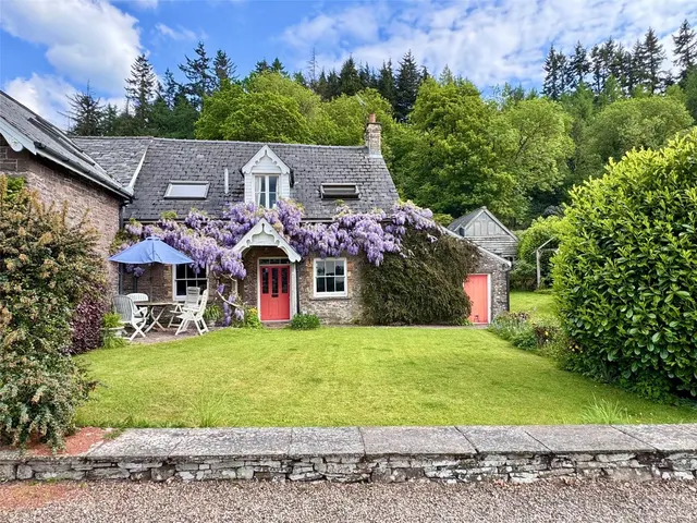 Bwlch, Brecon, Powys, LD3 7JJ, photo 1