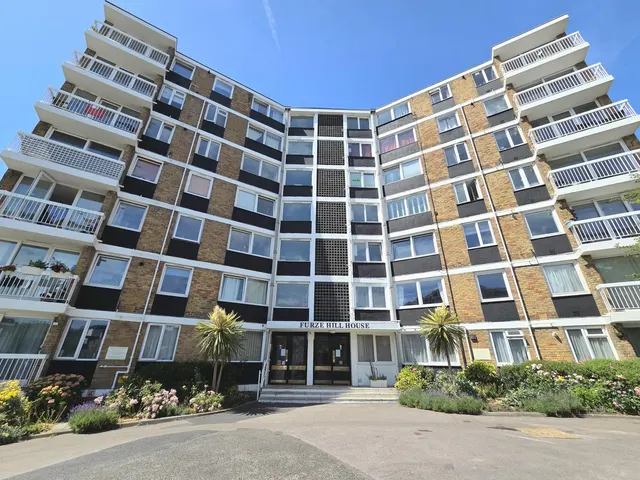 Hove, BN3 1PU, photo 1