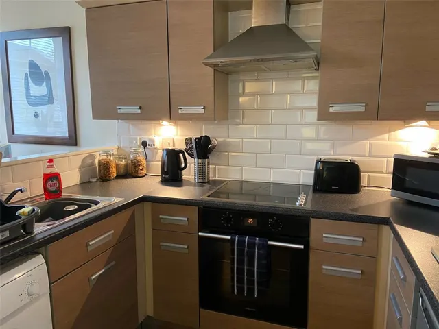 Market Square, Batley, WF17, photo 3