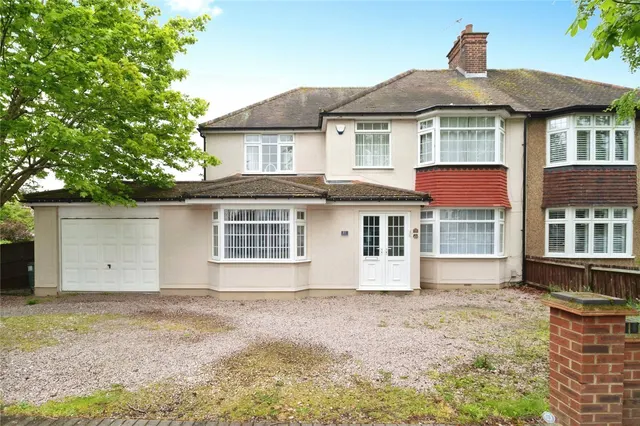 Bradleigh Avenue, Grays, Essex, RM17, photo 1