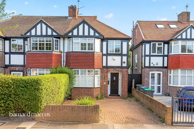 Portland Avenue, New Malden, KT3, photo 1