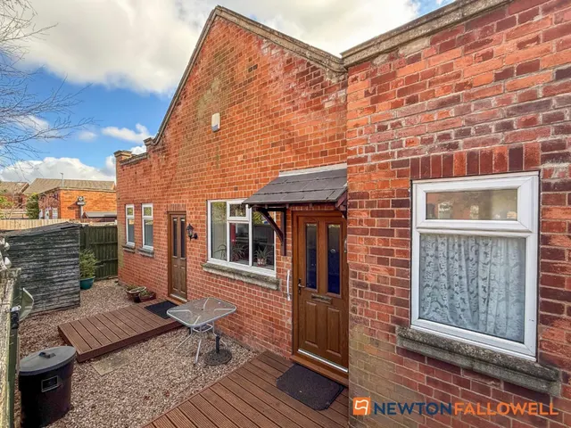Barnby Road, NG24, photo 1