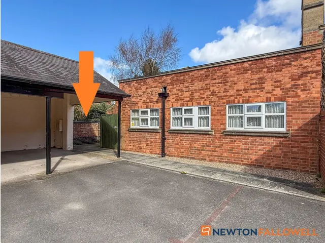 Barnby Road, NG24, photo 3